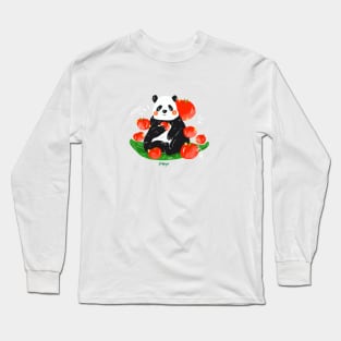 panda eat apple Long Sleeve T-Shirt